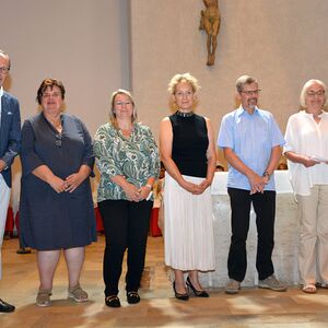 Seelsorgeteam v.l. Karl Wegerer, Angelika Merta, Claudia Goldgruber, Gabriele Schlosser, Christian Dandl, Maria-Anna Grasböck