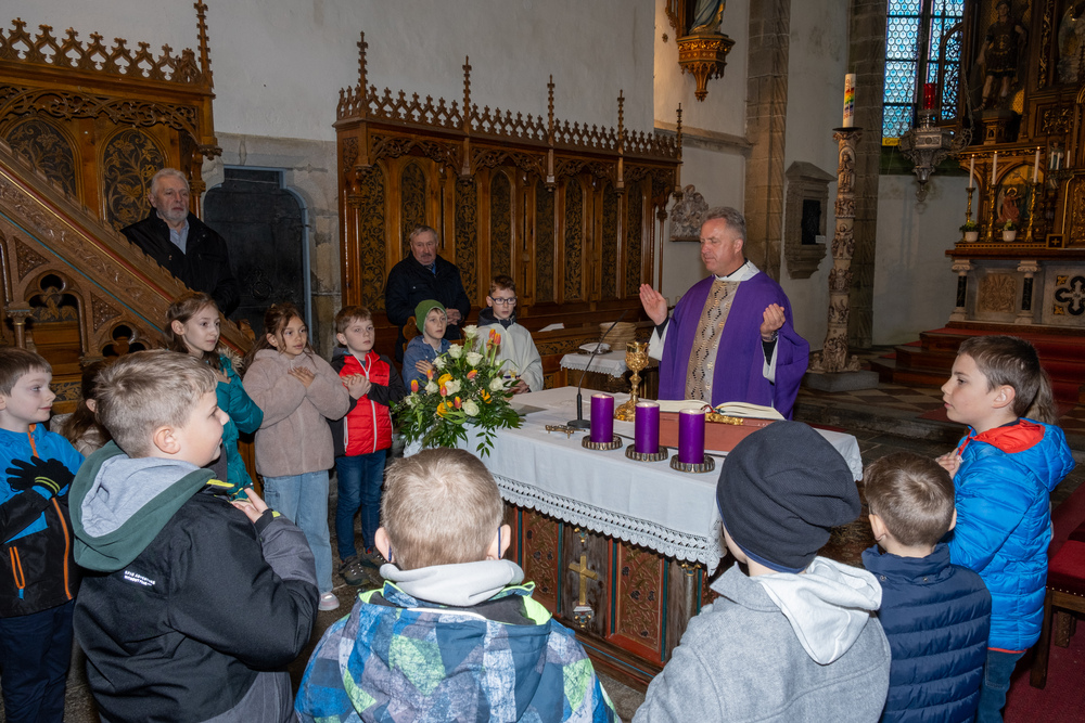 Erstkommunionvorstellung 2026 / Pfarrarchiv Hirschbach, Schauer Herbert