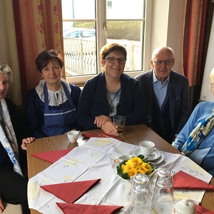 Seniorengottesdienst mit anschließenden Kaffee und Kuchen 