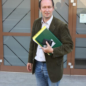 Neugestalteter Kirchenplatz 