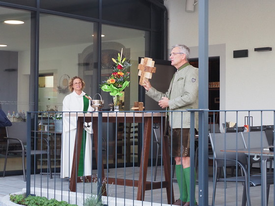 Eröffnung Pollhamerhof Gastronomie / BezirksRundSchau Eröffnung Pollhamerhof Gastronomie