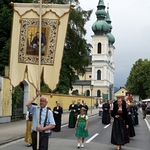 Erster Festgottesdienst mit Bischof Ludwig