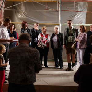 Jung und Alt auf den Beinen