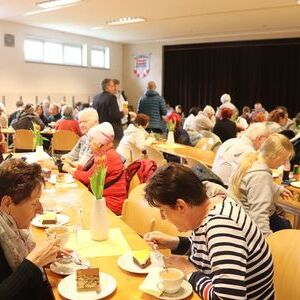 Palmsonntag mit Kaffee und Kuchen