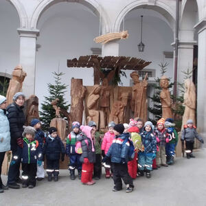 Kindergarten bereitet sich auf Weihnachten vor