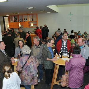 Traunauen-Reinigung mit ökomenischen Gottesdienst