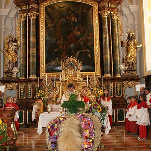 Erntedankfest mit Pfarrfoto