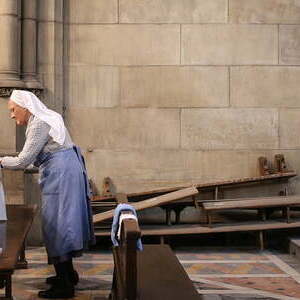 Mit dem Staubsauger im Mariendom