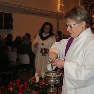 Adventkranzsegnung, Adventmarkt