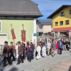 Prozession zur Kirche