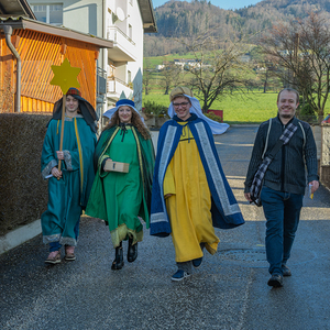 Die Sternsinger*innen waren in der Pfarre Kirchdorf an der Krems unterwegs