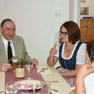 Gute Stimmung beim Ottnanger Pfarrball im Pfarrzentrum St. Stephanus