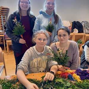 Palmbesenbinden in St. Qirinus 2023