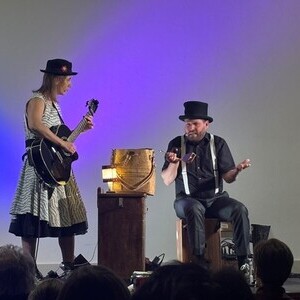 Jo, wos host den do ois drin?