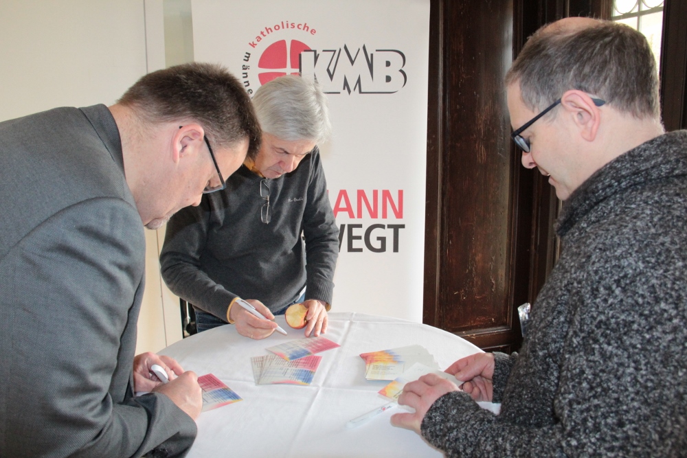 Diözesankonferenz der KMB / KMB / Kaspar Postkartenaktion
