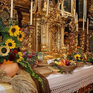 Erntedankfest mit Pfarrfoto