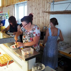 OLYMPUS DIGITAL CAMERA         