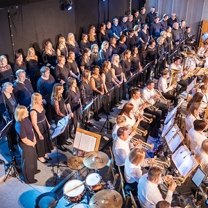 VIVA - EIN HOCH AUF DAS LEBEN: Gemeinschaftskonzert mit Cantus Volate und der Trachtenmusikkapelle St. Roman-Esternberg