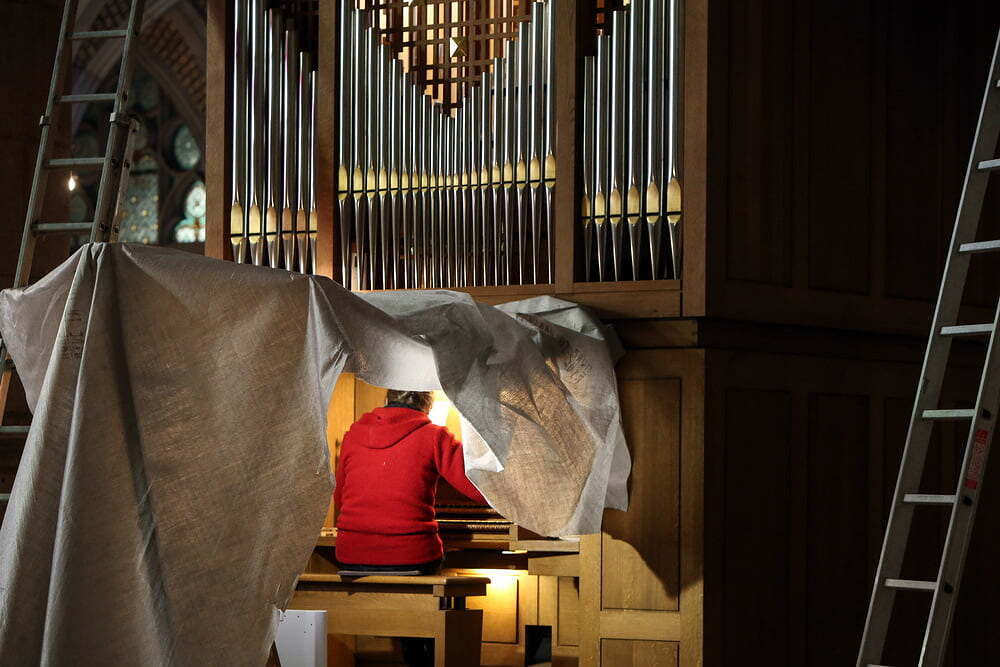 Polieren im Mariendom