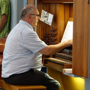 Wolfgang Kreuzhuber an der Orgel