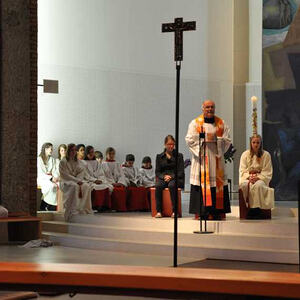 Ministranten Maiandacht