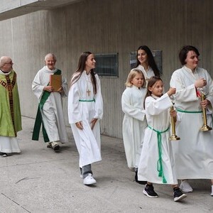 Weg zum Gottesdienst