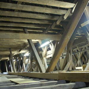 Technische Details und Impressionen vom Dachboden