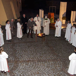 Osternachtsfeier mit Glockenweihe