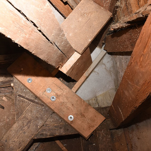 Blick von oben auf den Turmuhrantrieb