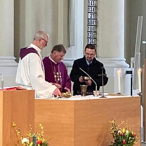 Bischofbesuch in Pfarre Linz-Hl. Familie - So. 19. März 2023