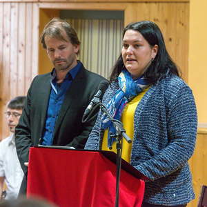 Gedenkfeier  in die Pfarrbaracke Ternberg.Bild: Reinhard Fischer, Anita BuchbergerFoto: Haijes
