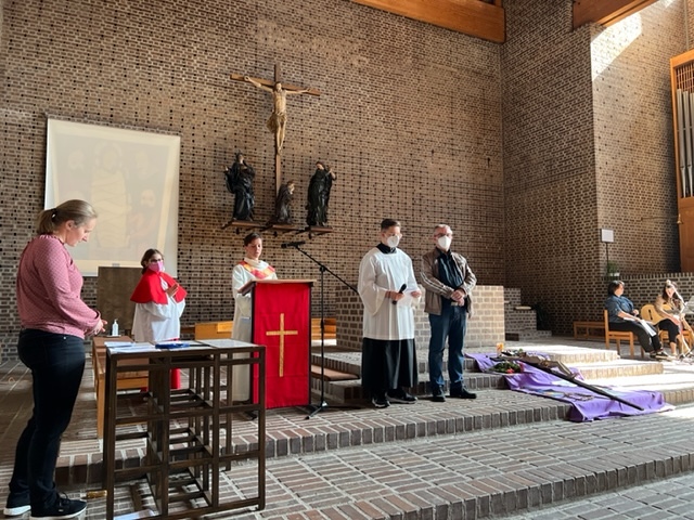 Kreuzwegstationen / Familie Giesen