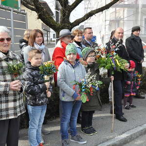 Palmweihe am Dorfplatz, Einzug in die Kirche zur Hl. Messe