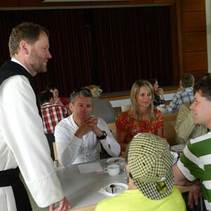 Vorstellung der Firmlinge und Pfarrcafé