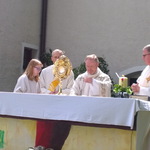 Hörende und Gehörlose feiern gemeinsam mit Generalvikar Lederhilger