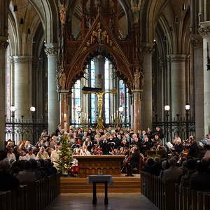 Bruckner-d-Moll-Messe im Mariendom Linz