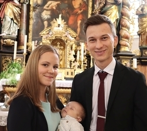 Eltern: Julia Stumptner u. Georg Schwentner, St. Veit