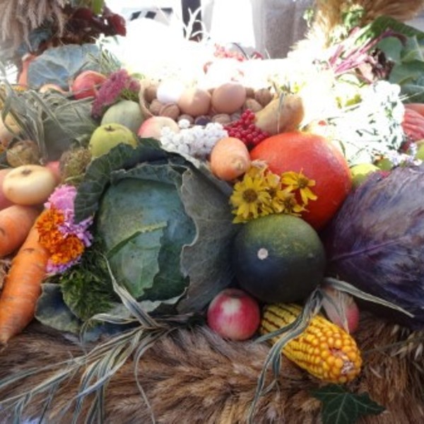 Erntedankfest am Marktplatz in Sarleinsbach                