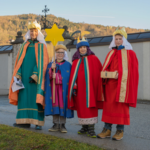 Die Sternsinger*innen waren in der Pfarre Kirchdorf an der Krems unterwegs