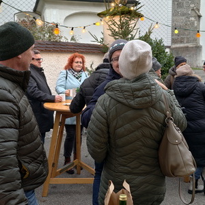 Adventmarkt der Pfarre