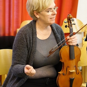 Petra Samhaber-Eckhardt (Konzertmeisterin des Barockensembles Linz)