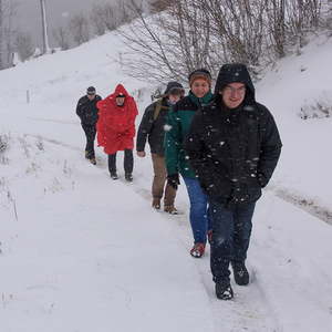Bischofs Visitation Dekanat Weyer, Wanderung, Visitation mit den Mitgliedern der Pastoralkonferenz Dekanat Weyer in Trattenbach im SchneeFoto: Jack Haijes