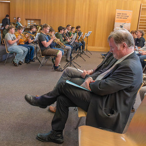 Bischof Manfred Scheuer besuchte die Landwirtschaftsschule in Schlierbach