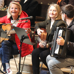 Musikalische Begleitung Christine Kreinecker, Anna Lehner und Christoph Pichler