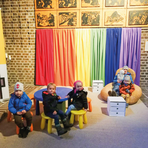 Die Bunte Kirchenecke in der Kirche