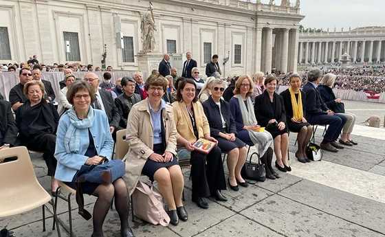 Ein Teil der Frauendelegation aus Österreich bei der Generalaudienz in Rom.