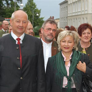 Trachtensonntag mit Ehejubilaren