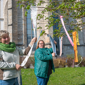 Bunte Bänder - Osteraktion abgeschlossen