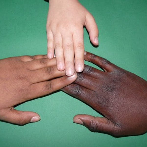 Multikulturelle und interreligiöse Erziehung