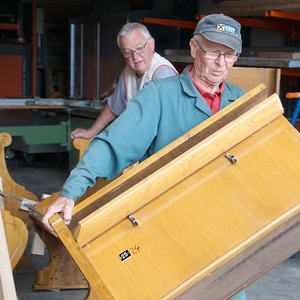 Instandsetzung der Kirchenbänke 31. Mai 2016